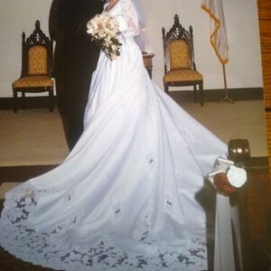 Wedding gown, size 18